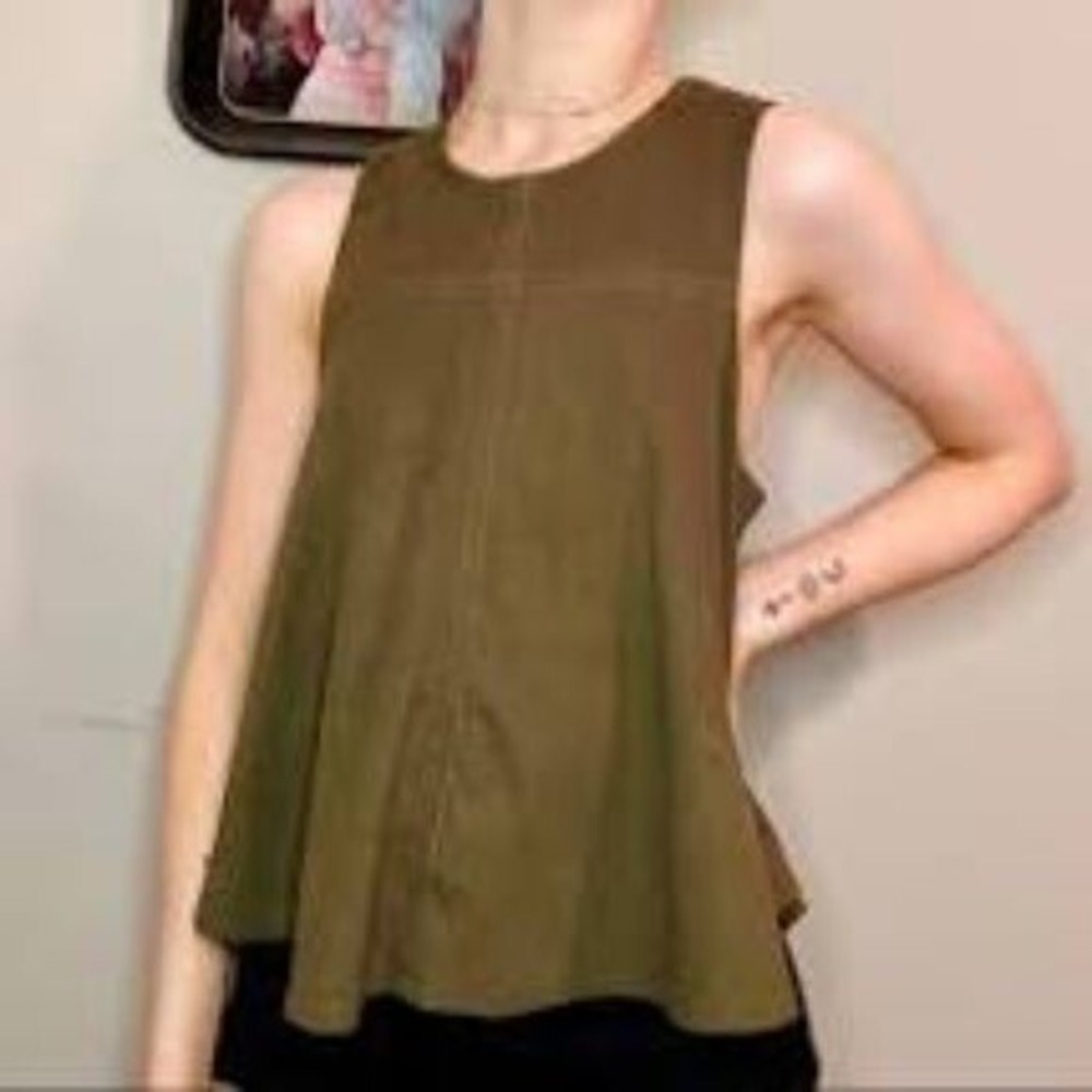 Chloe & Katie Suede Texture Green Tank Top-Medium